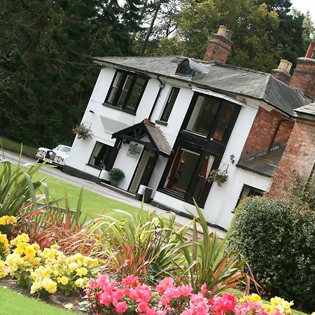 Old Rose And Crown Hotel Birmingham Rubery Экстерьер фото