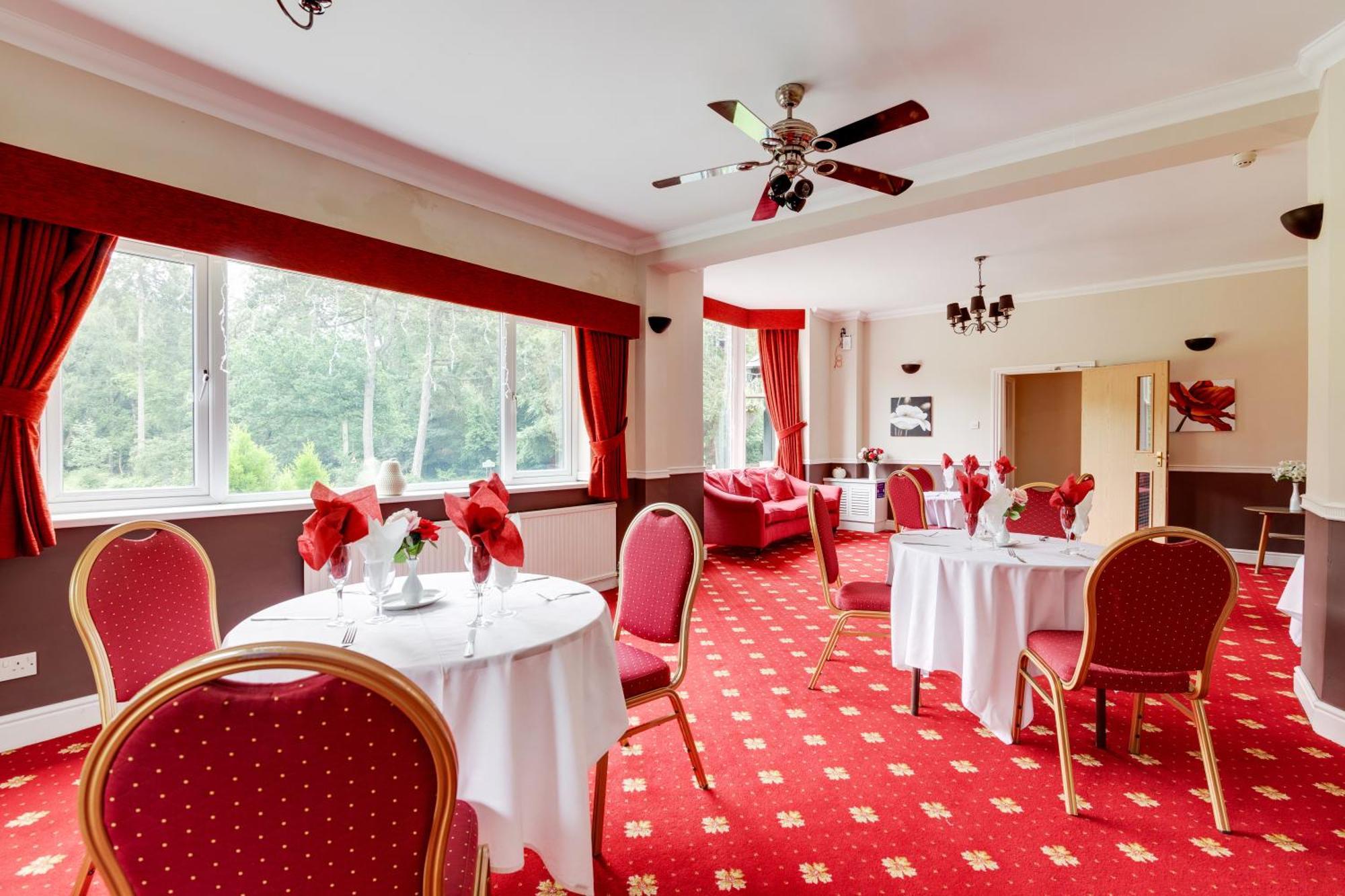 Old Rose And Crown Hotel Birmingham Rubery Экстерьер фото
