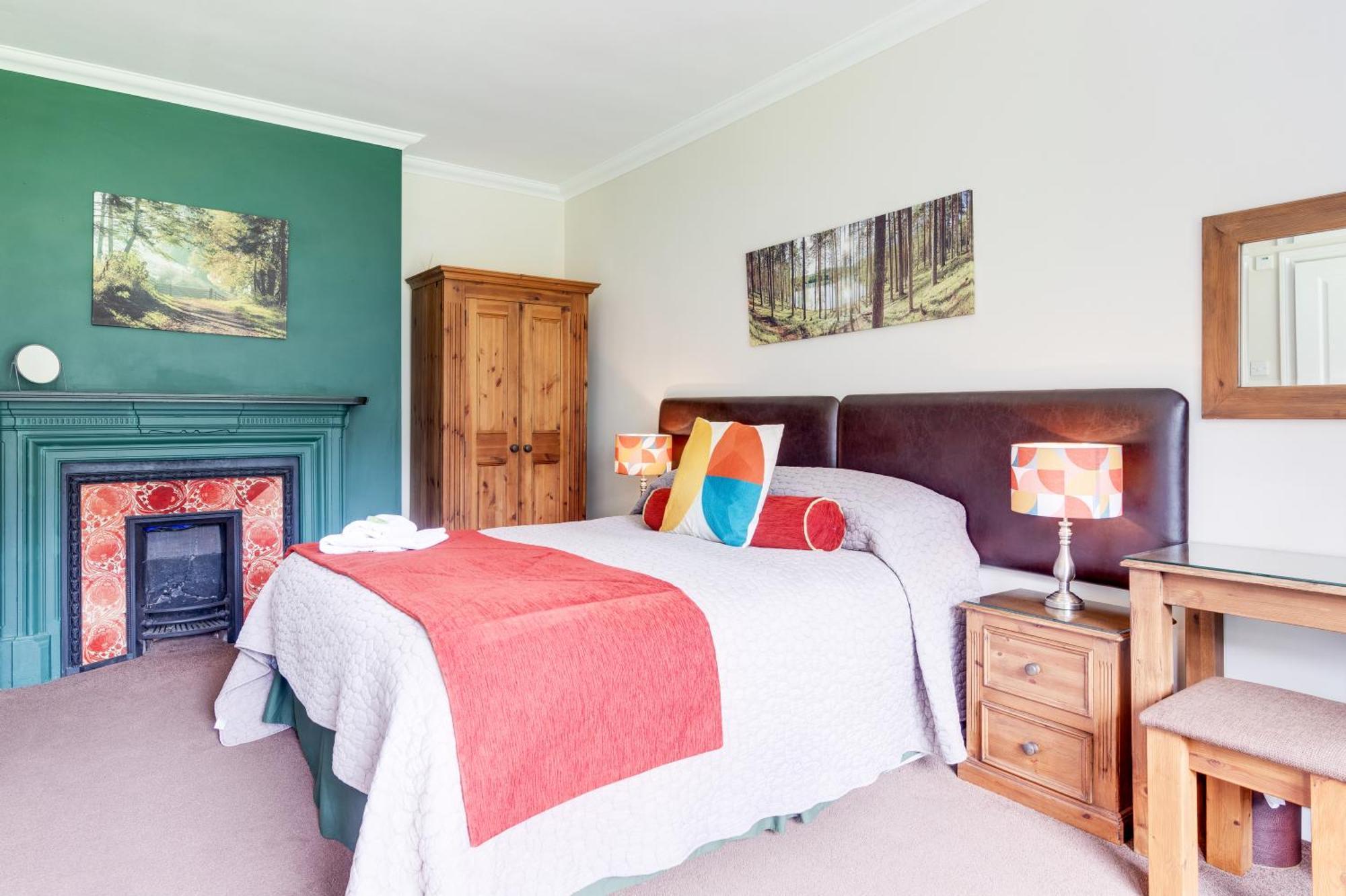 Old Rose And Crown Hotel Birmingham Rubery Экстерьер фото